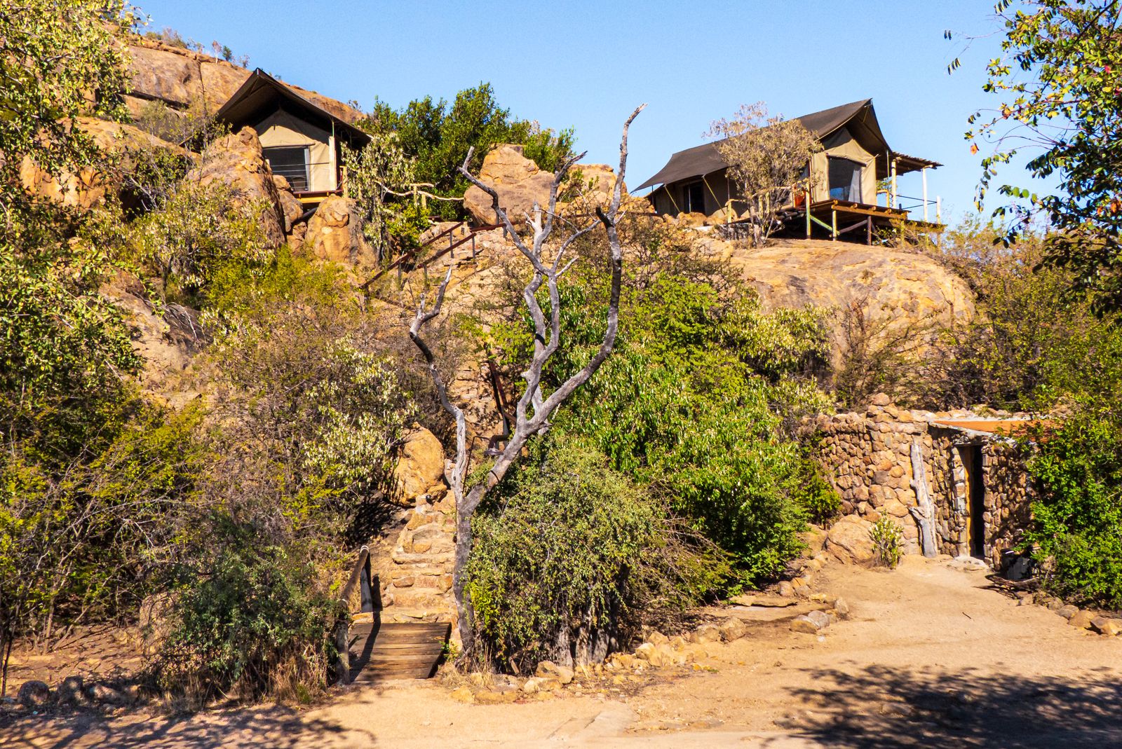 Mid-Range Lodges