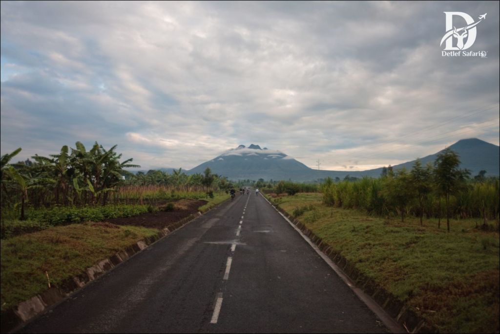 Road toward Mount Sabyinyo, approaching Mgahinga Gorilla National Park