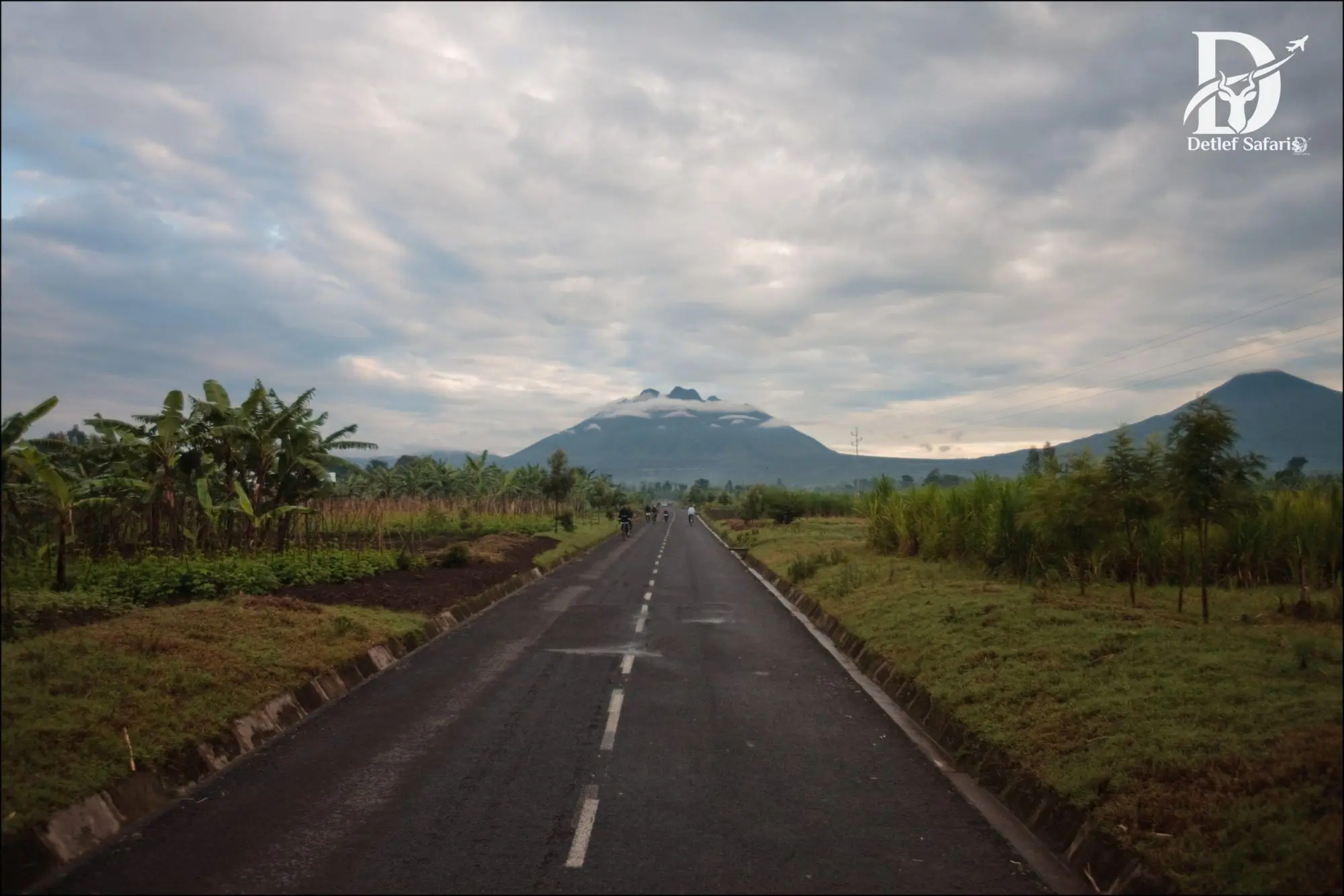 The road toward Mount Sabyinyo, approaching Mgahinga Gorilla National Park